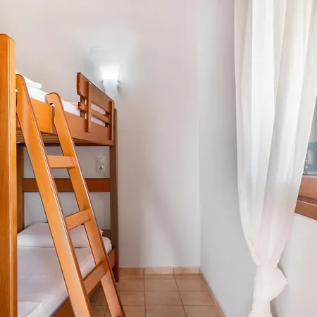 Chroma For 2, 1 Finikounta