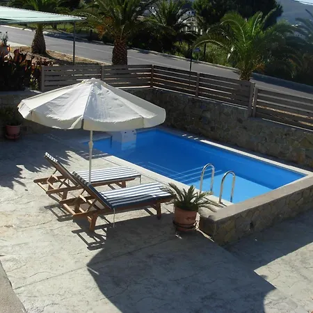 Chroma For 2, 1 Apartment Finikounta