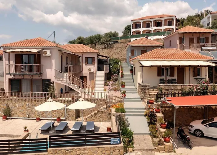 Chroma For 2, 1 아파트 *